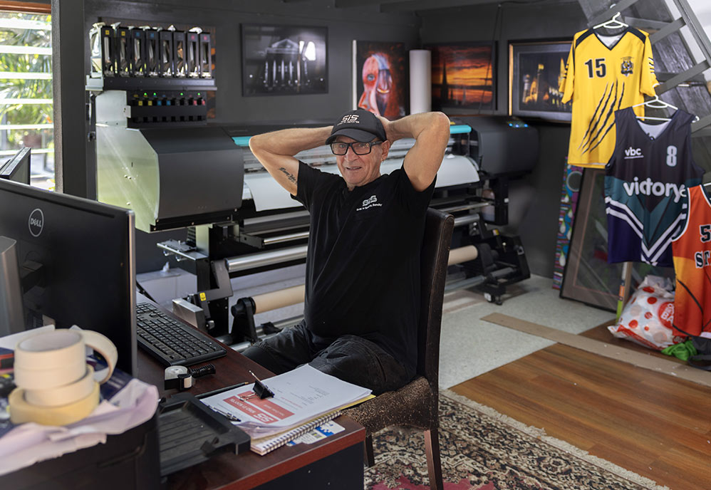 Contact Step in Sports Bendigo - Custom Sporting Apparel